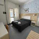 La Vela Hotel 3*
