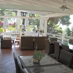 La Vela Hotel
